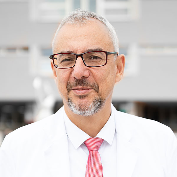 Radim Lipina, Egyetemi docens MD, PhD, Ostrava Egyetemi Kórház, Csehország