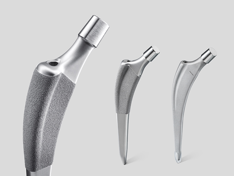 Három mesterséges csípőszár