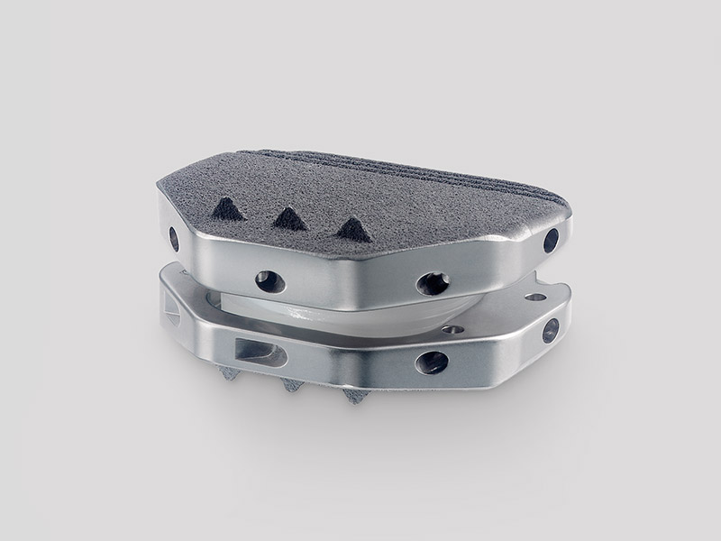 Applikátor porckorongprotézissel